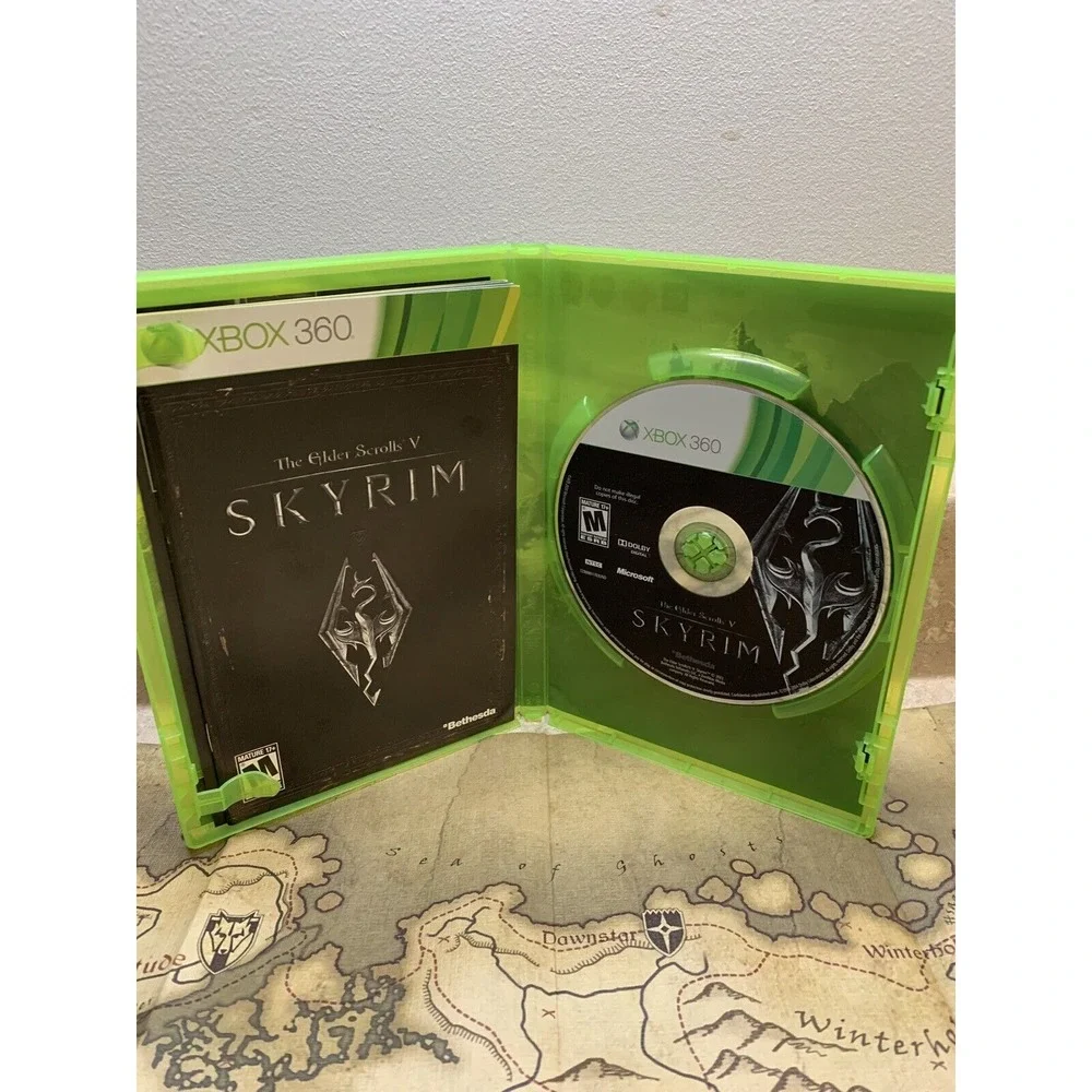 Xbox 360 The Elder Scrolls V: Skyrim Complete w/‎ Game Guide (Tested, Works)